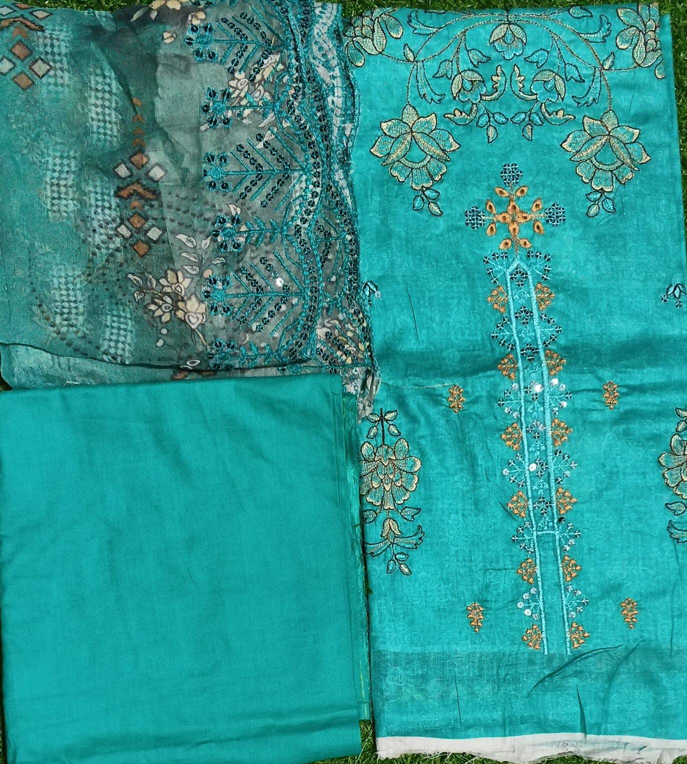 Women's Unstitched